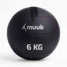 MUUK FITNESS Balón Medicinal de Entrenamiento Funcional 2kg/3kg/4kg/5kg/6kg/10kg | Pelota Wall Ball Profesional de PVC Reforzado con Superficie Antideslizante | Ideal para Crossfit, Fuerza, Resistencia, Abdominales, Sentadillas, Box y Home Gym - 6kg - Ver 9