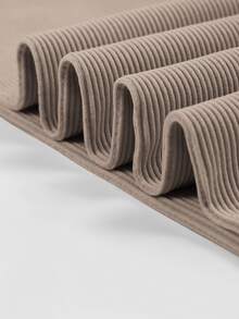 1 chiếc quần legging nữ dáng lửng, chất liệu vải co giãn cao, co giãn tốt, kiểu dệt gân. - Màu Khaki - Xem 4