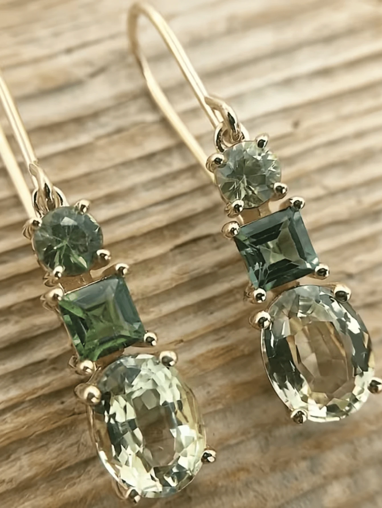 1 Đôi bông tai mặt dây chuyền hình học pha lê xanh lá cây phong cách Bohemian cổ điển, thanh lịch, độc đáo, lấp lánh, thích hợp làm quà tặng cho phụ nữ đeo hàng ngày, dự tiệc và du lịch. - màu xanh lá - Xem 1
