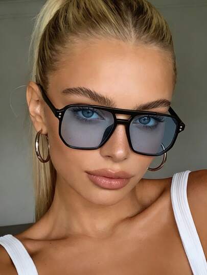 1件新款方形复古时尚单品，适合男士、女士、学生日常休闲、海滩、街拍、T台走秀、派对等场合，是完美之选。