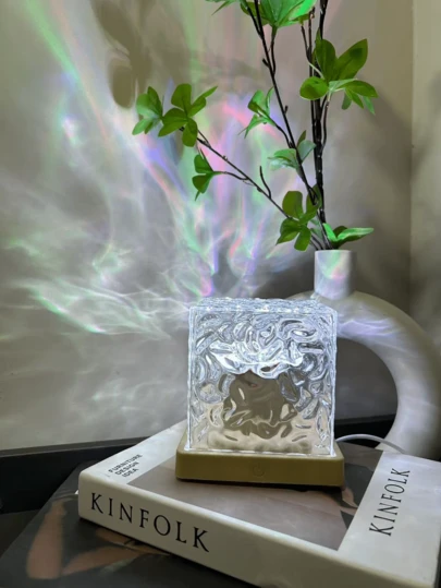 1 đèn chiếu sóng cực quang 16 màu, đèn pha lê hình khối phát sáng có điều khiển cảm ứng/từ xa, cấp nguồn USB, đèn chiếu phòng ngủ, trang trí phòng người lớn, đèn nước lửa xoay, dùng cho văn phòng, quán bar hoặc nhà hàng (chiếu hình dưới nước).