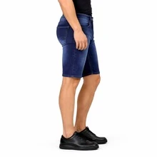 Bermuda Jeans Masculina 2 Tons Premium | Elastano Conforto | Casual Moderna - Lavagem escura - Visão 5