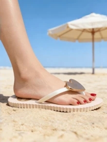 Women's Flip Flops With Heart Decor, Comfortable Flat Sandals For Summer Beach Holiday - Khaki - View 3