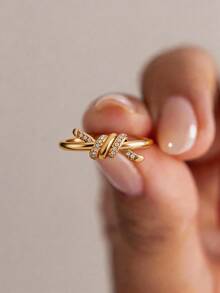 1pc Women's Fashion Stackable Ring, Twisted Design With Embedded CZ Diamond, Golden Ornament - Gold - View 4