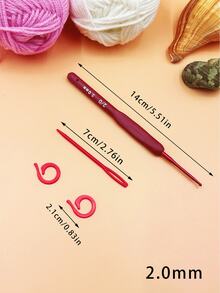 4pcs/Set Red Soft Handle Crochet Hook Set, 2.0mm-6.0mm Multi-Size Options, Non-Slip Comfortable Grip Crochet Hooks, Includes Yarn Needles And Stitch Markers, Suitable For DIY Knitting, Crocheting And Repair - Red Soft-handled Crochet Hook Set - View 9