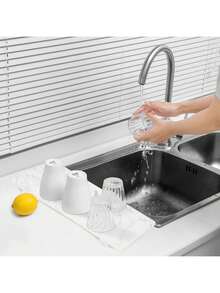 1个硅胶防滑展示托盘，适用于浴室厨房水槽，可用作肥皂碟、蜡烛植物托盘、农舍风格台面收纳架、肥皂盒、厨房浴室配件、化妆品和浴室台面托盘，用于放置香水喷雾、沐浴露、护肤品和家居用品（8.66英寸）（9.84英寸）两种尺寸 - 彩色 - 查看 6