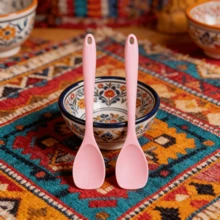 Muỗng và thìa silicon chống dính dùng để nướng và nấu ăn, dài 33 cm, chịu nhiệt, an toàn cho nhà bếp và máy rửa chén (Hồng/Cam/Xanh dương/Đỏ/Xanh lá cây/Đen, gói 1/2 chiếc) - 2 cái - Xem 8