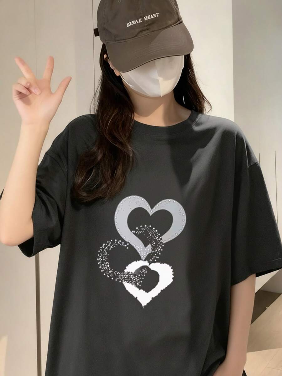 Áo thun nữ dáng rộng cổ tròn tay ngắn in hình trái tim, chữ cái và hoạt hình, thích hợp cho mùa xuân/hè. - Màu xám đen - Xem 1