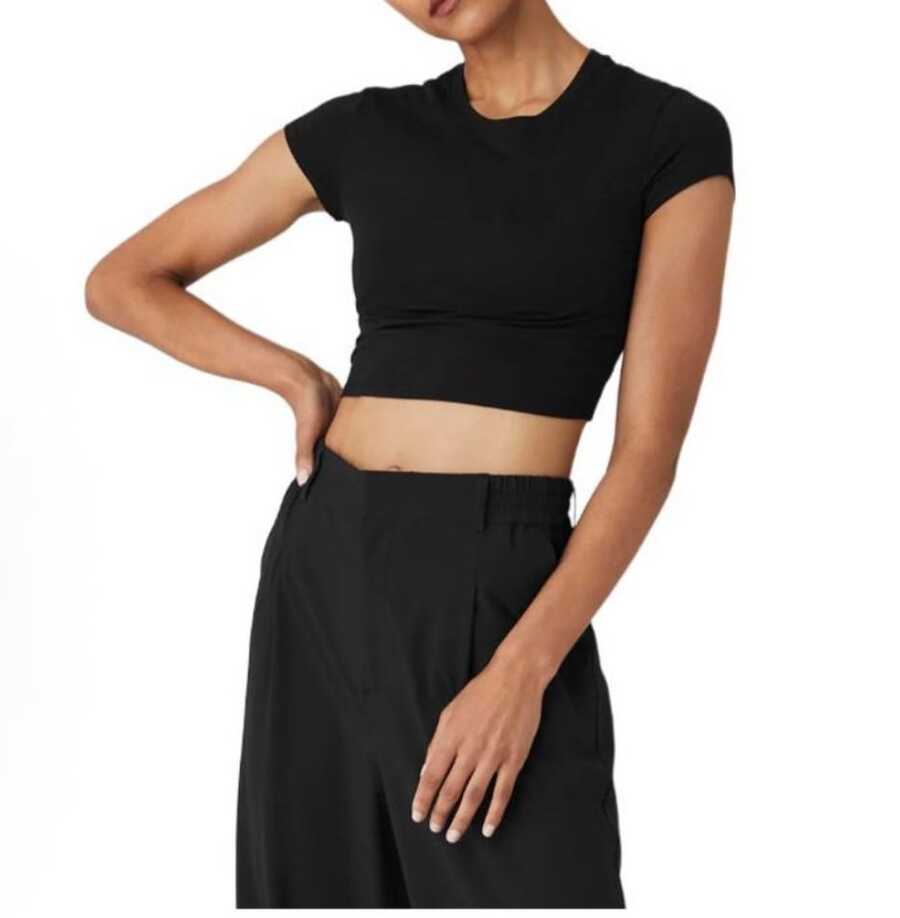 Alo Yoga Alosoft Crop Finesse Short Sleeve | Ultra-Soft Brushed Performance Fabric | Cropped Cinched Silhouette | Breathable Four-Way Stretch | Studio-To-Street Essential - Black - View 1