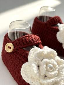1 Pair Handmade Infant Booties, Green Crochet With White Flower Decor, Snap Closure - Burgundy - View 2