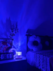 1pc USB Powered Aurora Wave Projection Light - 16 Color Gradient LED Mood Light With Remote Control, Modern Iceberg Design For Home, Office, Bar And Underwater Night Scene Decoration, Ambient Lighting - Multicolor - View 1