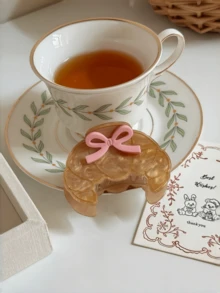 Bow Tie Teddy Bear Hair Claw Clip, Cute Textured Acetate Fiber Teddy Bear Hair Claw Clip, Brown Bun Hair Claw Clip, Suitable For Half-Up Or Full Updo Hairstyles, Cute, Retro, Fashionable, Cartoon, Korean, Elegant, Unique, High-End, Sweet, Y2K Style, Suitable For Daily Wear, Parties, Galas, Christmas Gifts, Travel, Matching Outfits, A Holiday Hair Accessory Gift For Girls Summer Outfits Hair Clips - Mocha Brown - View 3