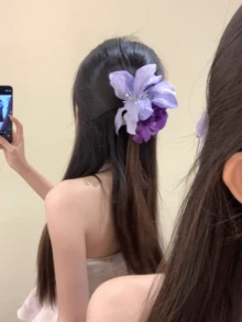 1pc 2-Flower Bicolor Purple Rose & Lily Faux Flower Hair Clip, Spring/Summer Vibe Photo Prop, Side Hairpin For Bridal, Photoshoot, Beach Vacation, Various Outfits - Purple - View 3