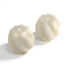 Bộ 2 nến thơm hình cầu lượn sóng màu trắng sữa, làm thủ công từ sáp đậu nành, không khói, trang trí nhà cửa tối giản, quà tặng sinh nhật và tân gia. - Nến hình cầu gợn sóng - Xem 2