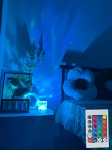 1 pièce Lampe à projection d'ondes, avec commande tactile/à distance, 16 couleurs dynamiques, alimentée par USB, lampe décorative en verre, convient pour la chambre à coucher, le salon, la chambre des enfants - cadeau d'anniversaire, de fête, romantique, décoration d'intérieur, design ovale à la mode - Multicolore - Voir 2
