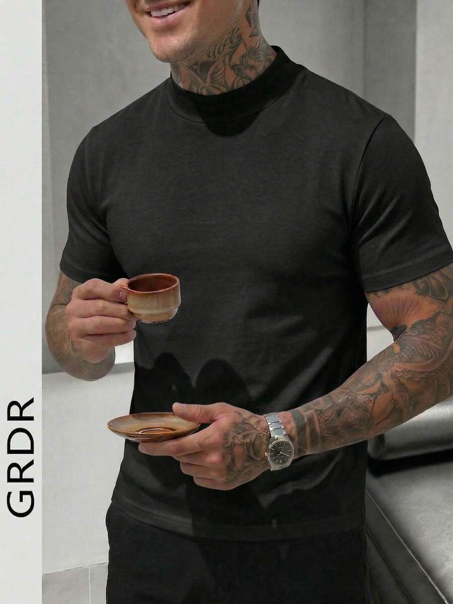 GRDR Men's Fashionable Summer Short Sleeve Mock Neck T-Shirt