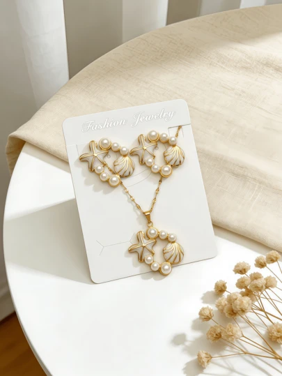 Set de 3 piezas de collar y aretes con estrella de mar, concha y perla de estilo océano veraniego dorado. Conjunto de joyería de playa de moda, adecuado para uso diario de mujeres, viene con tarjeta.
