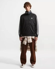 adidas originals ADICOLOR CLASSICS 三葉草 撞色條紋Logo純色拉鍊復古立領運動夾克 日版 秋季 女款 黑色 - 黑色 - 查看 10