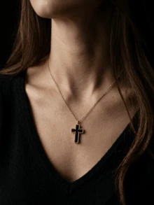 Delicado collar con colgante de cruz negra para mujer, joyería delicada con borde de cuentas vintage como regalo - Negro - Ver 4