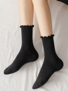 10 Pairs Women's Black & White Mixed Color Ruffle Edge Casual Versatile Mid-Calf Socks, Odor-Resistant, Sweat-Absorbent, Comfortable, Suitable For Students, Adults, Daily Wear, Gift - White - View 3