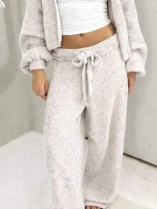 Women's Knit Trousers With Belt Detail, Made From Highly Stretchy Fabric For A Casual Yet Elegant Look. - Branco Mescla - 查看 2