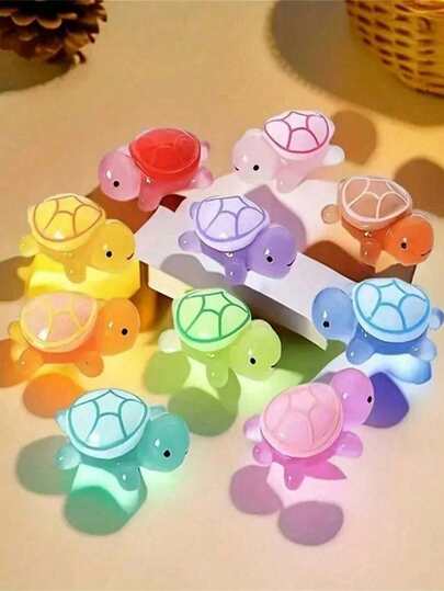 20个夜光3D海龟惊喜袋 - 独特的DIY工艺品和派对礼物（随机款式）随机颜色夜光迷你海龟装饰 - 可爱的树脂海龟海洋派对礼物和DIY花园装饰（款式随机，图片未全部展示，包含隐藏款式）