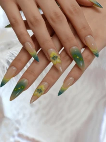 24 pièces de nail art, dégradé jaune-vert avec des fleurs en relief tridimensionnel, texture complète des pétales avec des étamines jaunes, ornements raffinés de feuilles vertes et d'étoiles filantes, charme naturel frais et vif. Ongles à presser. - Multicolore - Voir 2