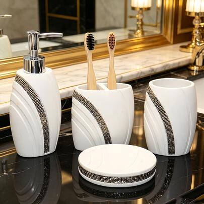 Juego de tocador de baño estilo europeo, accesorios de baño premium de resina, diseño con cadena de perlas incrustada, elegante y de moda, estilo europeo y americano, juego de tocador de baño de 4 piezas que incluye 1 dispensador de loción, 1 vaso, 1 jabonera, 1 portacepillos de dientes, regalo de inauguración de casa, artículo de exhibición para casas modelo