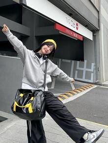 Áo nỉ dài tay cổ tròn in logo adidas ThGfxCrew dành cho nam, màu đen. - Màu be - Xem 6
