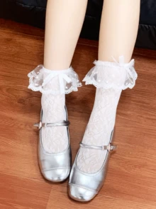 1/3 Đôi tất Lolita ren hoa rỗng dễ thương, đa năng, có nơ và xếp ly. - Nhiều màu - Xem 4