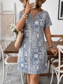 Plus Size Loose V-Neck Floral Print Short Sleeve Dress, Suitable For Spring/Summer Beach Vacation Elegant - Dusty Blue - View 4