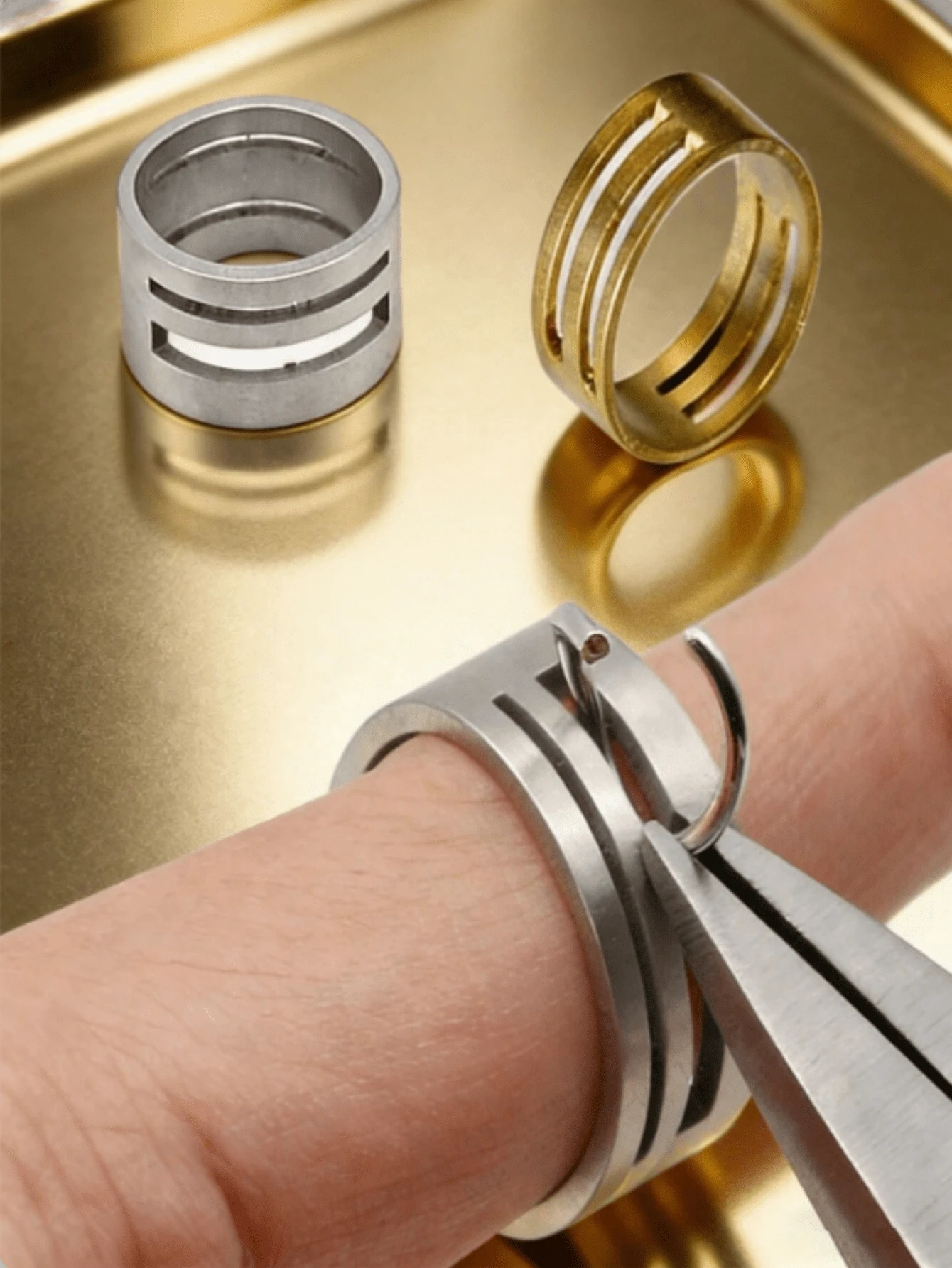 10pcs Copper Open Jump Rings, Convenient To Open, Suitable For DIY Jewelry Making Such As Bracelets, Necklaces, Best Choice For Jewelry Enthusiasts - Yellow Gold - View 1