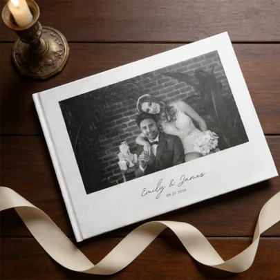 Livro de Visitas de Casamento Personalizado, Design Personalizável, Opções de Cor para Livros e Design, Presente de Casamento, Presente de Casamento Personalizado, Presente de Casamento Personalizado, Presente de Casamento Único, Livro de Casamento DIY, Presente de Casamento Elegante, Livro de Visitas de Casamento Personalizado, Livro de Assinaturas de Noivado, Livro de Visitas de Casamento Minimalista, Presente de Aniversário de Casamento, Álbum de Fotos com Capa Dura, Álbum de Fotos de Cerimônia de Casamento Personalizado Minimalista, Livro de Visitas de Casamento Moderno, Livro Impresso Artesanal de Alta Qualidade, Livro de Registro de Casamento Moderno Branco, Livro de Assinaturas Personalizado com Nome e Foto
