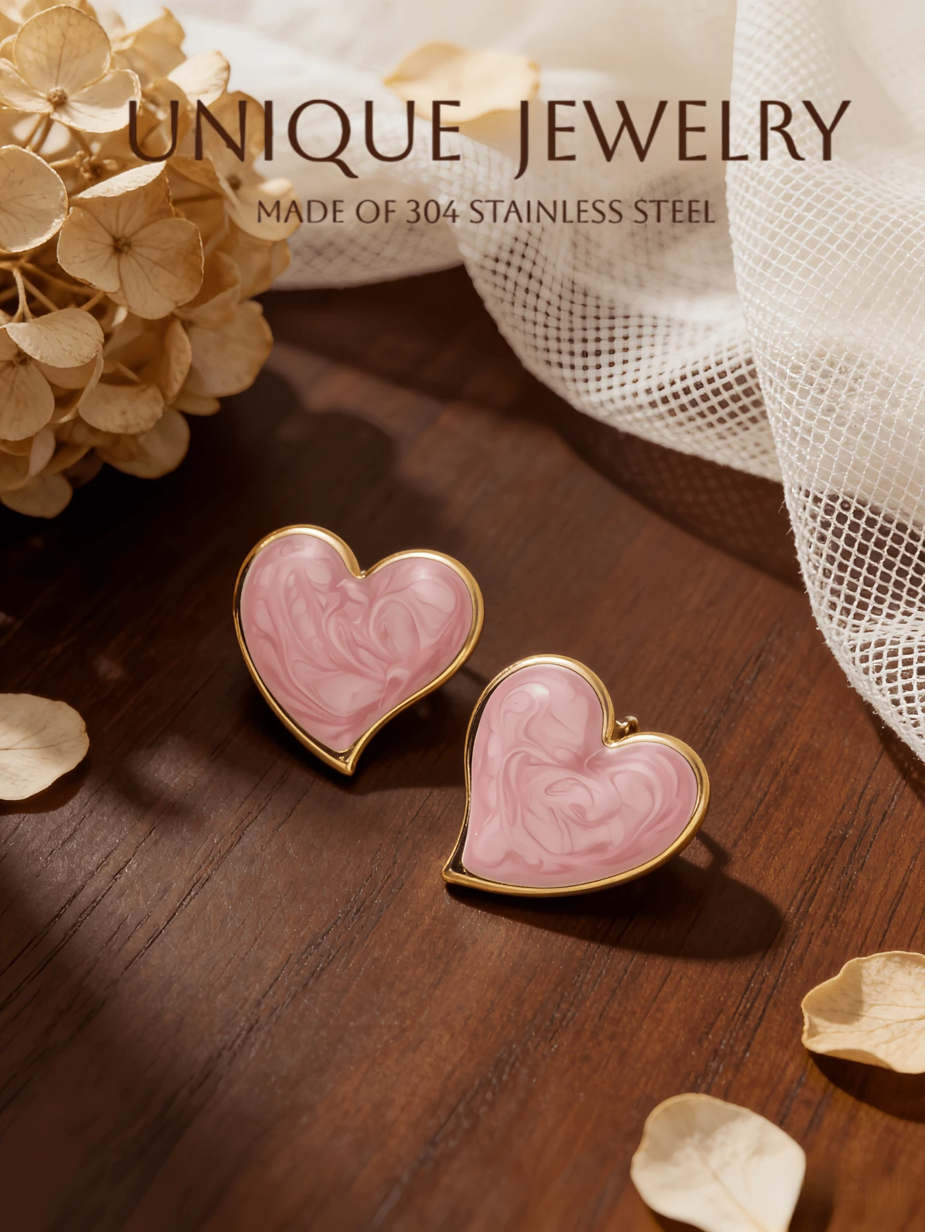 Boucles d'oreilles de la Saint-Valentin - Boucles d'oreilles en forme de cœur rouge - Convient aux femmes en violet, noir, blanc et rose. Boucles d'oreilles de style exagéré de grande taille. Fabriquées en acier inoxydable. Bijoux en forme de grand cœur. Cadeau de couple pour les fêtes. Accessoire de la Saint-Valentin pour elle. Assortiment de vêtements pour femmes. Cadeau de la fête des mères. Bijoux pour femmes, accessoires d'été - Boucles d'oreilles en forme de cœur - Voir 1