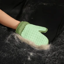 2-In-1 Silicone Pet Grooming Glove, Gentle Deshedding Brush, Suitable For Dogs And Cats, Upgraded Five-Finger Design For Long And Short Hair, Easy To Clean, Gentle Deshedding, Pain-Free Grooming, Invigorating Massage - Multicolor - View 5