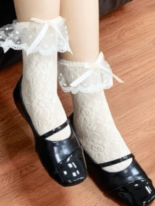 1/3 Đôi tất Lolita ren hoa rỗng dễ thương, đa năng, có nơ và xếp ly. - Nhiều màu - Xem 8