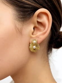 OBOVAY 12pcs/6 Pairs Vintage Gold-Plated 304 Stainless Steel Pearl Earrings, Hypoallergenic 304 Stainless Steel Heart Flower & Teardrop Design Earrings, Fashionable Versatile Pearl Earrings, Elegant Retro Style Jewelry, Suitable For Daily, Holiday, Party Wear - Gold - View 3