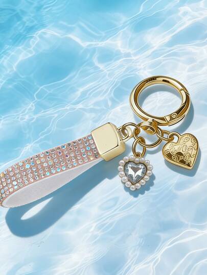 闪亮水钻心形钥匙扣，优雅仿皮腕包挂饰，1个闪亮心形吊坠钥匙扣，奢华水钻汽车钥匙圈，女士时尚编织皮革水钻心形钥匙链，时尚钱包配饰，毕业季、返校季、情人节、母亲节和生日礼物的完美之选