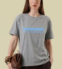 Christian T-Shirt "Submerged In Your Presence" Cotton Church Gospel Evangelical Catholic Clothing Unisex Stylish Tumbler God Jesus - 灰色 - 查看 3