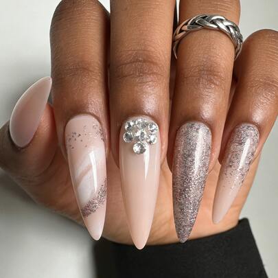 24片装长款尖头裸色闪粉水钻假指甲，亚克力材质，适合女性、女孩、婚礼派对佩戴