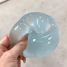 1个可塑形慢回弹蓝色椰子油手工捏捏球，6厘米圆形麦芽减压捏捏球，适合作为理想的节日礼物、趣味可爱礼物、生日礼物、复活节礼物、万圣节礼物、圣诞节礼物、派对小礼品填充物。 - 多色隨機 - 查看 1