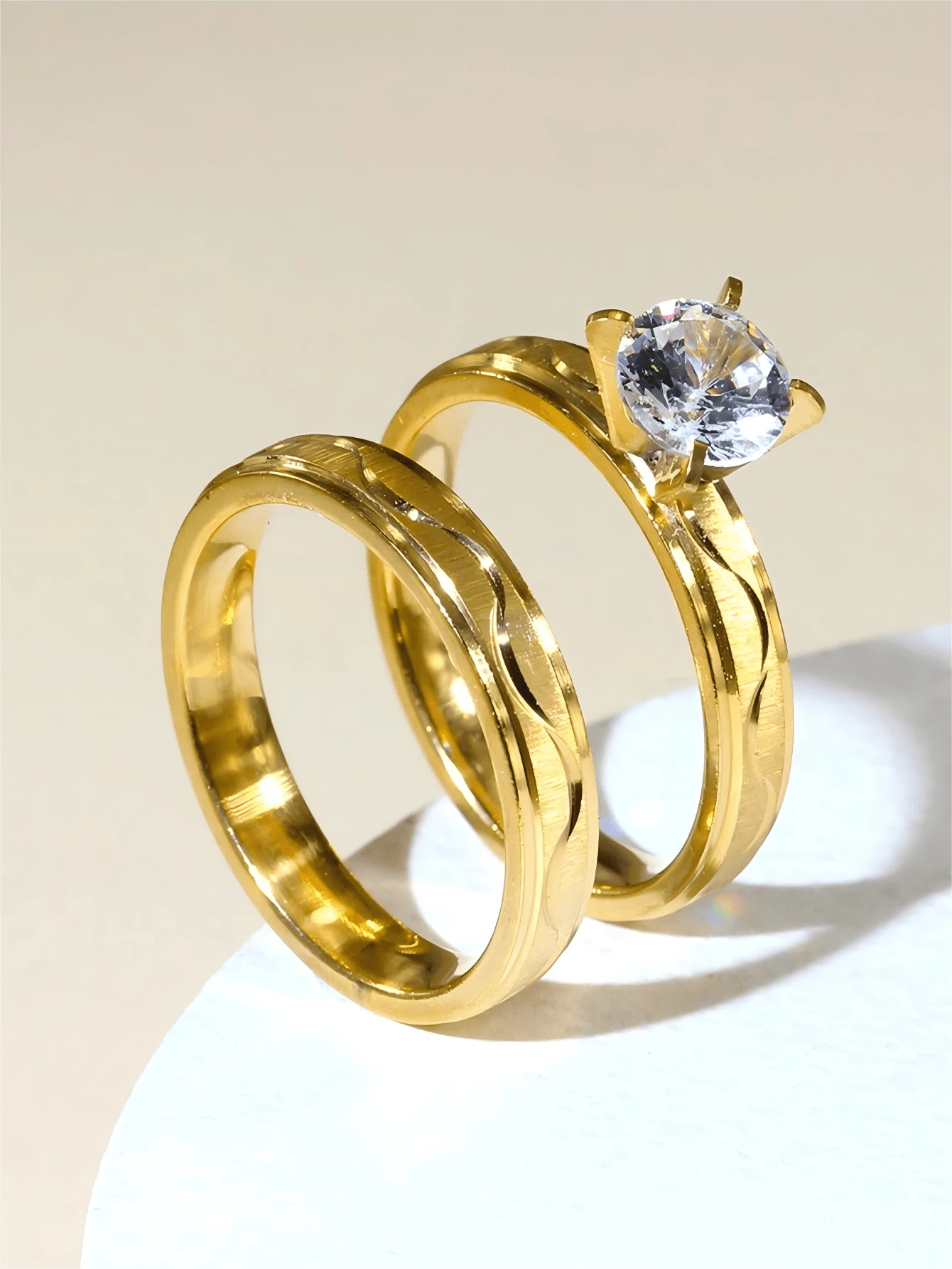 1 Pasang Cincin Stainless Steel dengan Berlian, Cincin Pasangan Minimalis Modis, Aksesori Serbaguna - Yellow Gold - View 1