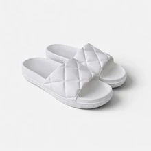 Soft EVA Slide Sandal With Quilted Strap, Non-Slip, Lightweight And Comfortable - 白色 - 查看 1
