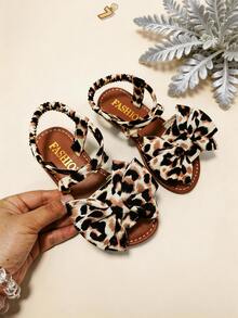 1 Pair Sandals, Girls' Non-Slip Flat Sandals With Adjustable Elastic Strap, Leopard Print Design, Suitable For Summer Outings, Weddings, Beaches, School Activities, Daily Wear, And Vacations - Brown - View 3
