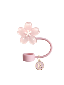1 pezzo Coperchio in paglia portatile, con pendente A-Z e delicata decorazione a fiori di ciliegio, accessori per tazze in paglia, coperchio riutilizzabile in silicone anti-polvere per cannucce, tappo per cannucce, per uffici, ristoranti, caffè, cucine, camere da letto, vacanze, campeggio, articolo da viaggio indispensabile per primavera ed estate. Regalo di compleanno, accessorio da matrimonio, regalo per il ritorno a scuola, regalo per la festa della mamma - Multicolore - Visualizzare 13