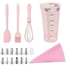 Bộ dụng cụ làm bánh 18 món: Cốc đong PP, đầu phun kem bằng thép không gỉ, túi bắt kem tái sử dụng, thìa silicon, cọ silicon, que đánh trứng silicon, dụng cụ làm bánh mini - thìa, cọ phết dầu, que đánh trứng, dụng cụ vét kem chịu nhiệt, que đánh trứng silicon, bộ đầu phun kem bằng thép không gỉ, dụng cụ bắt kem, túi bắt kem EVA dày dặn, cốc đong trong suốt có vạch chia bằng nhựa mới 500ml. - Xem 13