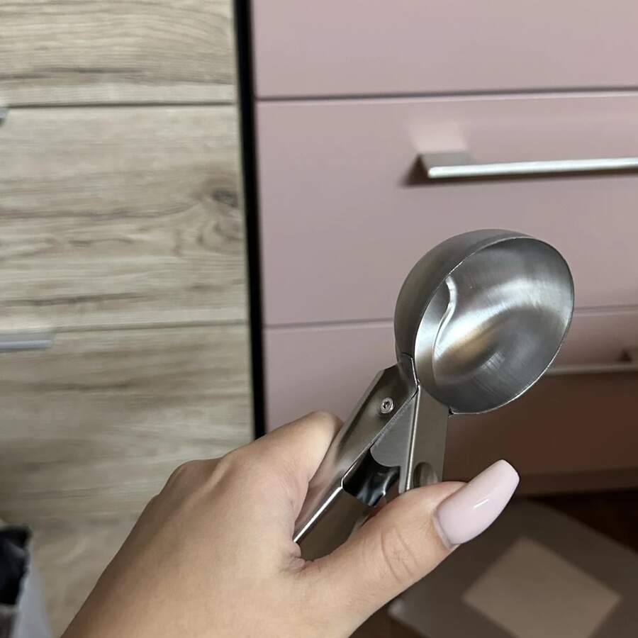 1个不锈钢双用途冰淇淋勺，挖球式冰淇淋勺，多功能水果勺，厨房配件，派对用品，旅行必备，露营装备，毕业派对，生日派对，家用厨房小工具，经久耐用，专业级，可放入洗碗机清洗，夏季必备，母亲节礼物