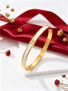5/1pc - Luxury Titanium Steel Bracelet: Inlaid Zirconia Four-Leaf Clover And Roman Numeral Design. High-Quality Aesthetics, Suitable For Stacking, Versatile For Daily Commute. Non-Fading - An Ideal Gift For Girlfriend Or Best Friend. - Gold - View 5