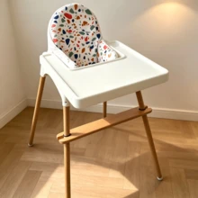 1 件双面印花婴儿高脚椅垫，带充气靠背和内置充气座垫，兼容 Antilop 高脚椅（清新树叶和石头花图案） - 彩色 - 查看 2