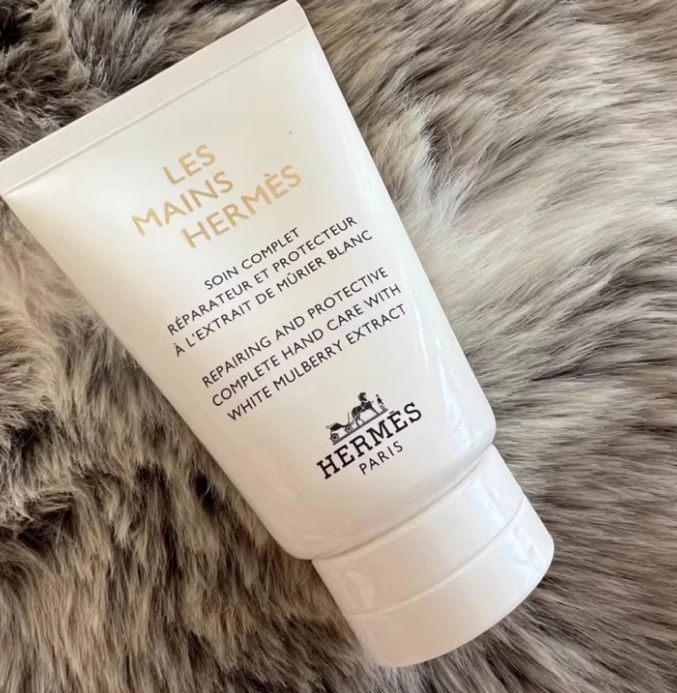 Hermès [50毫升] 爱马仕香氛护手霜，木质草本香调，滋养不油腻，修护干燥肌肤，奢华护手霜 - 50ml - 查看 1